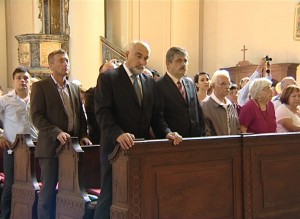 Senatorul Varujan Vosganian, preşedintele Uniunii Armenilor din România, prezent şi anul acesta la Gherla, de Sărbătoarea Sf. Grigore Iluminatorul, Senatorul Varujan Vosganian, preşedintele Uniunii Armenilor din România, prezent şi anul acesta la Gherla, de Sărbătoarea Sf. Grigore Iluminatorul