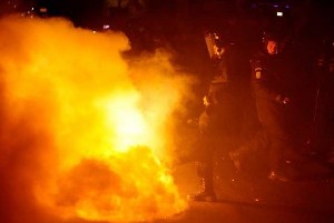Proteste violente la Bucuresti - sursa foto. bzi.ro