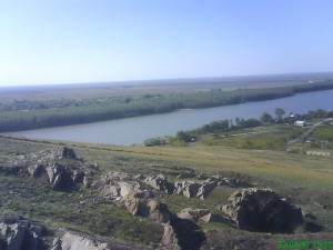 La Coltan, locul preferat de pescuit in dreptul comunei Peceneaga