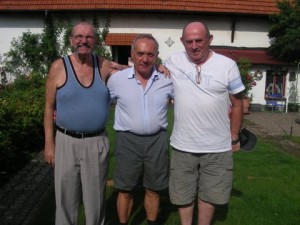 Acelasi trio in 2011, in Germania. Autorul in dreapta