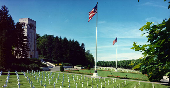 Cimitirul american de la Aisne-Marne, Franta...2289 de soldati americani au murit