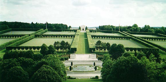 Cimitirul american din Meuse-Argonne, Franta...14.246 de soldati americani si-au dat viata in primul razboi mondial