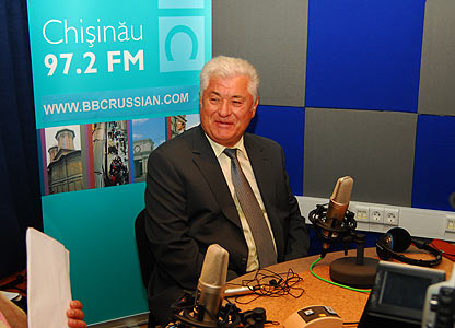 Președintele Voronin a fost intervievat în studioul BBC de la Chișinău pe 28 august 2006